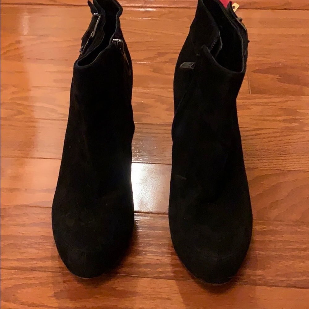 Sam Edelman black suede booties